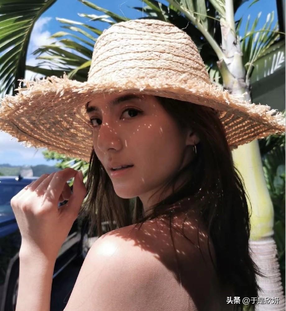 吴千语的“爱自己”哲学火了！从豪门绯闻到自在生活，她才是人间清醒
 
吴千语一组