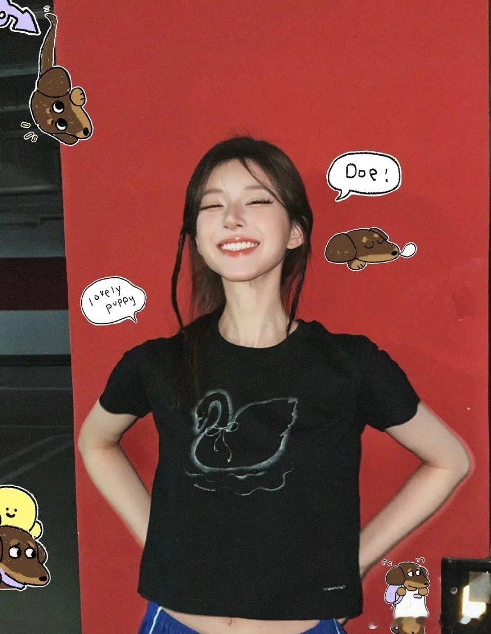 赵露思给人一种想装松弛但成品不太尽如人意的样子 ​​​