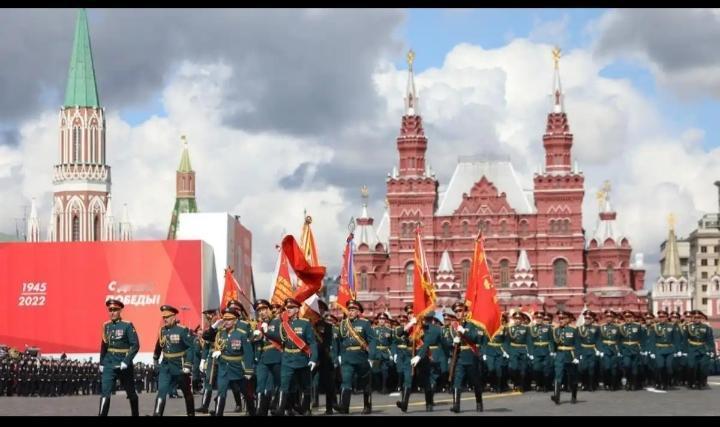 俄罗斯或取消今年5.9胜利日阅兵？
     据《莫斯科时报》等多家媒体报道，俄