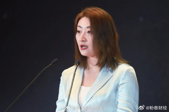 宗庆后之子出任新公司董事长【宗馥莉同父异母兄弟成立新公司，实际控制人为杜建英！此