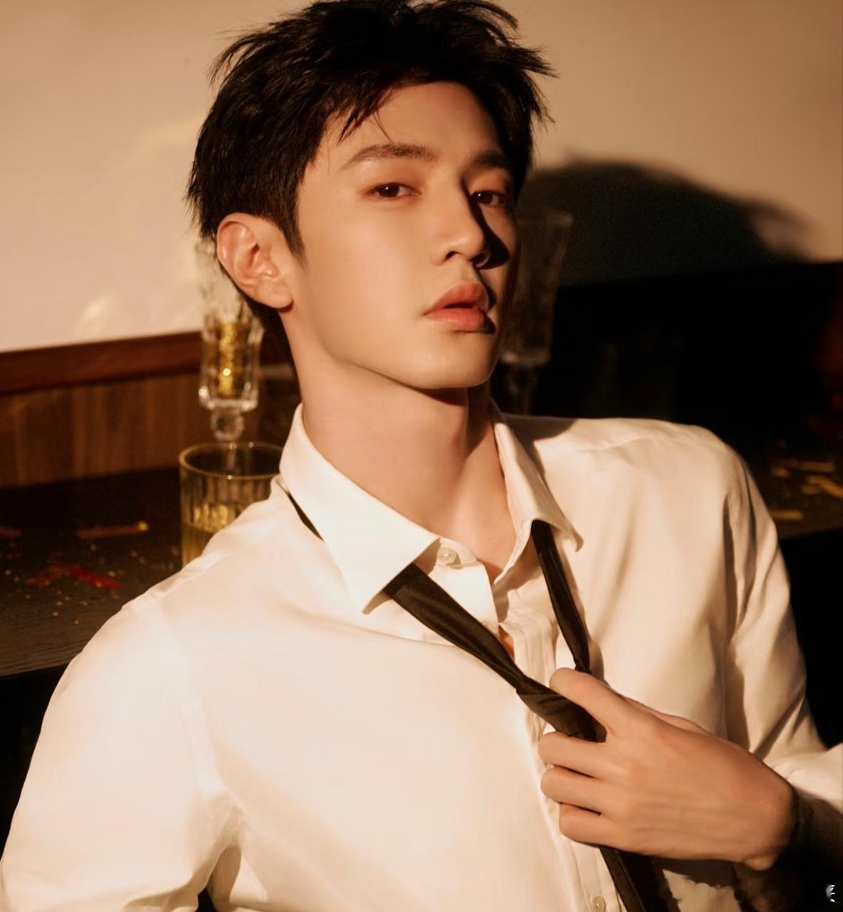 江山为聘陈哲远受难记，于歪什么样咱还是了解的，远子指定受委屈啦，要不然不能给元宝