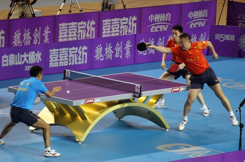 上海乒乓球男团胜江苏 许昕取两分 全运会和乒超赛场上，上海乒乓球男团对阵江苏队都