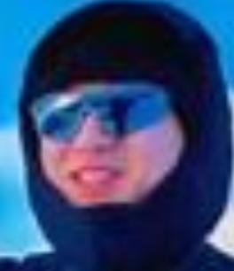 近日，李现上线了《现在见山海》视频，记录了他和旅行博主Links的挪威之旅。该视