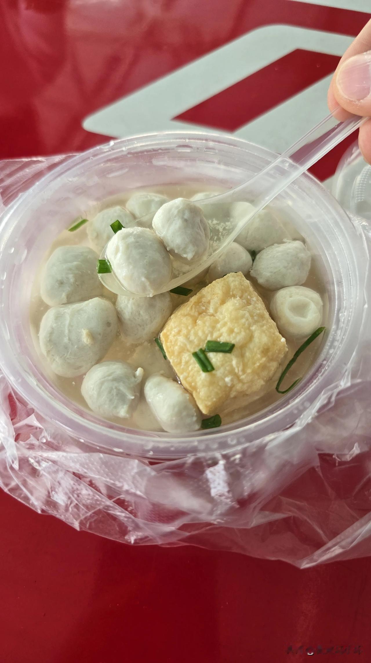 孩子放假了，我也要放假了，想带他们出去玩一段时间，两个小朋友还是心心念念云南的气