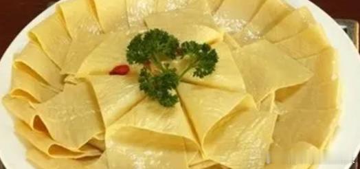 我们老家，千张这个东西其实叫豆皮，就是图1这个东西。但在杭州，豆皮是这个东西，就