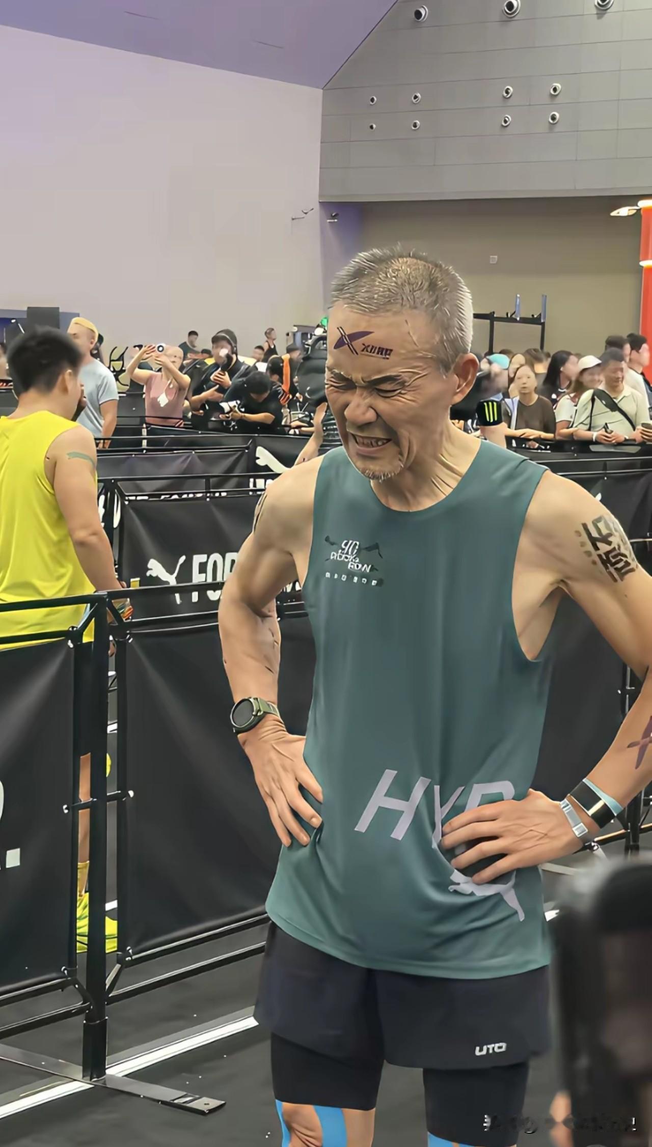 老王你还是悠着点吧，用古人言：这是在燃烬自己为数不多的精气神！