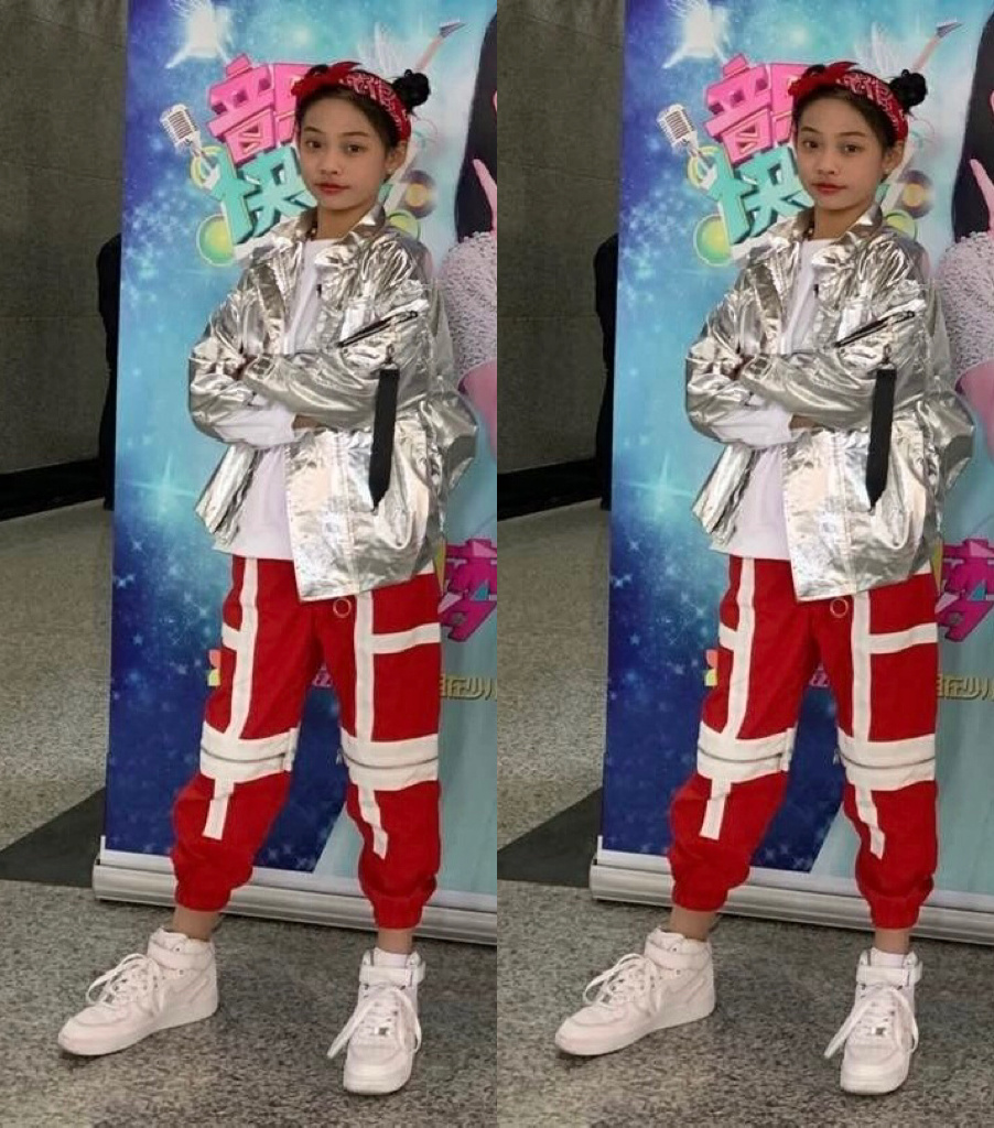 新女团unchild北京妹子边天语以前居然还上过春晚，也是老艺术家了 