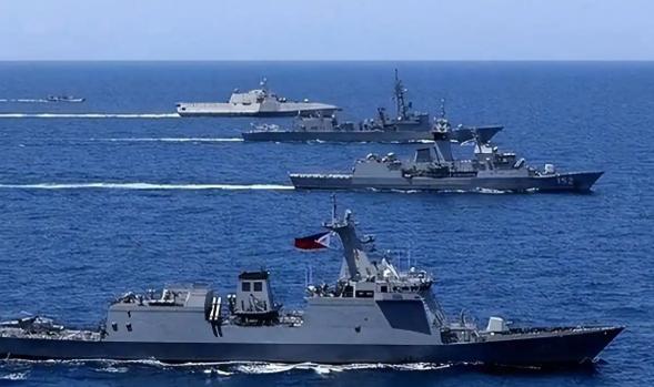 短短三周，亚太海域的局势出现明显变化。

围绕台岛以东海域，日本与菲律宾的互动引