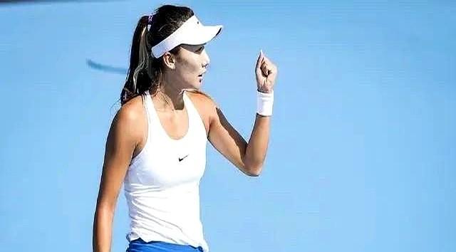 中国金花高馨妤直落两盘战胜普里丹金娜晋级W100迪拜挑战赛8强！

对手普里丹金