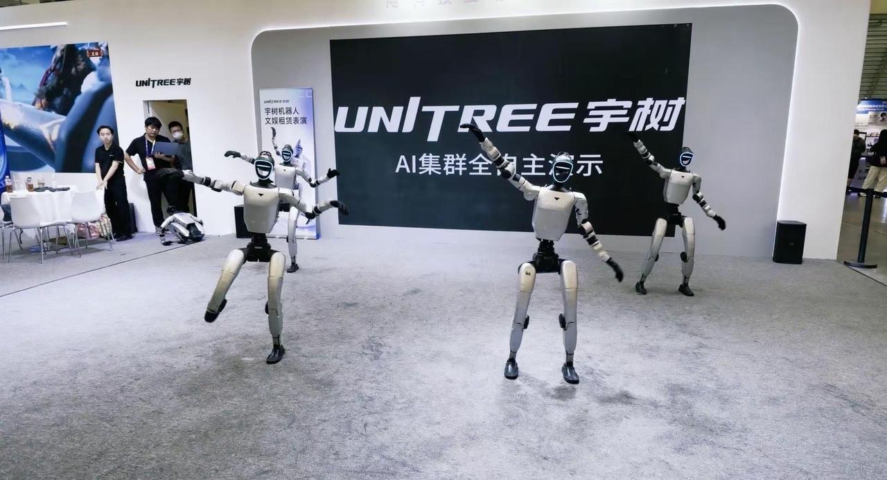 宇树机器人AI控制真的吗。🤖宇树机器人表演跳舞时潇洒美丽，可一旦有了自我意识，