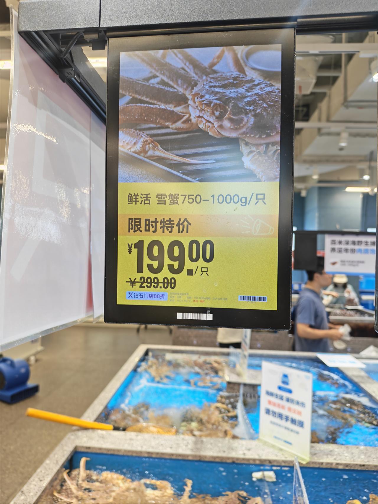 第1次在深圳逛星河COCOpark的时候是在龙岗区，后面也知道福田区也有。呃这一