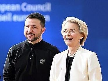 俄乌战争是上任美国总统拜登拱火挑起的，特朗普上台后要准备抽身了，战争的结束也看到
