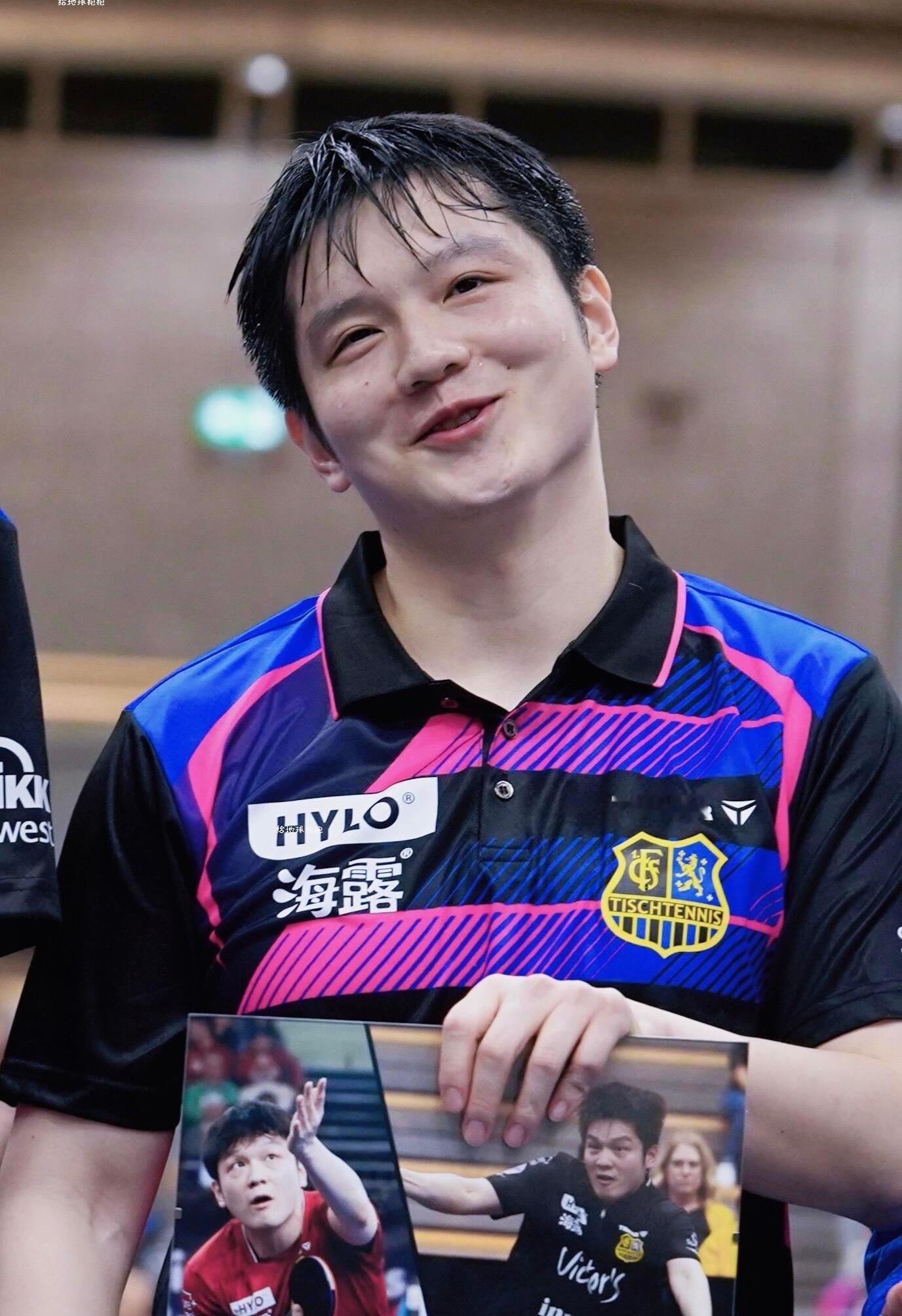 国家级官方认可！外交部欧洲司转发力挺樊振东海外圆满收官近期樊振东迎来德甲萨尔布吕