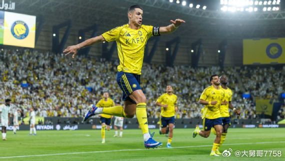 🔥 C罗伤愈复出即双响！生涯967球逼近千球里程碑⚽️ 第56分钟 点球破门⚽