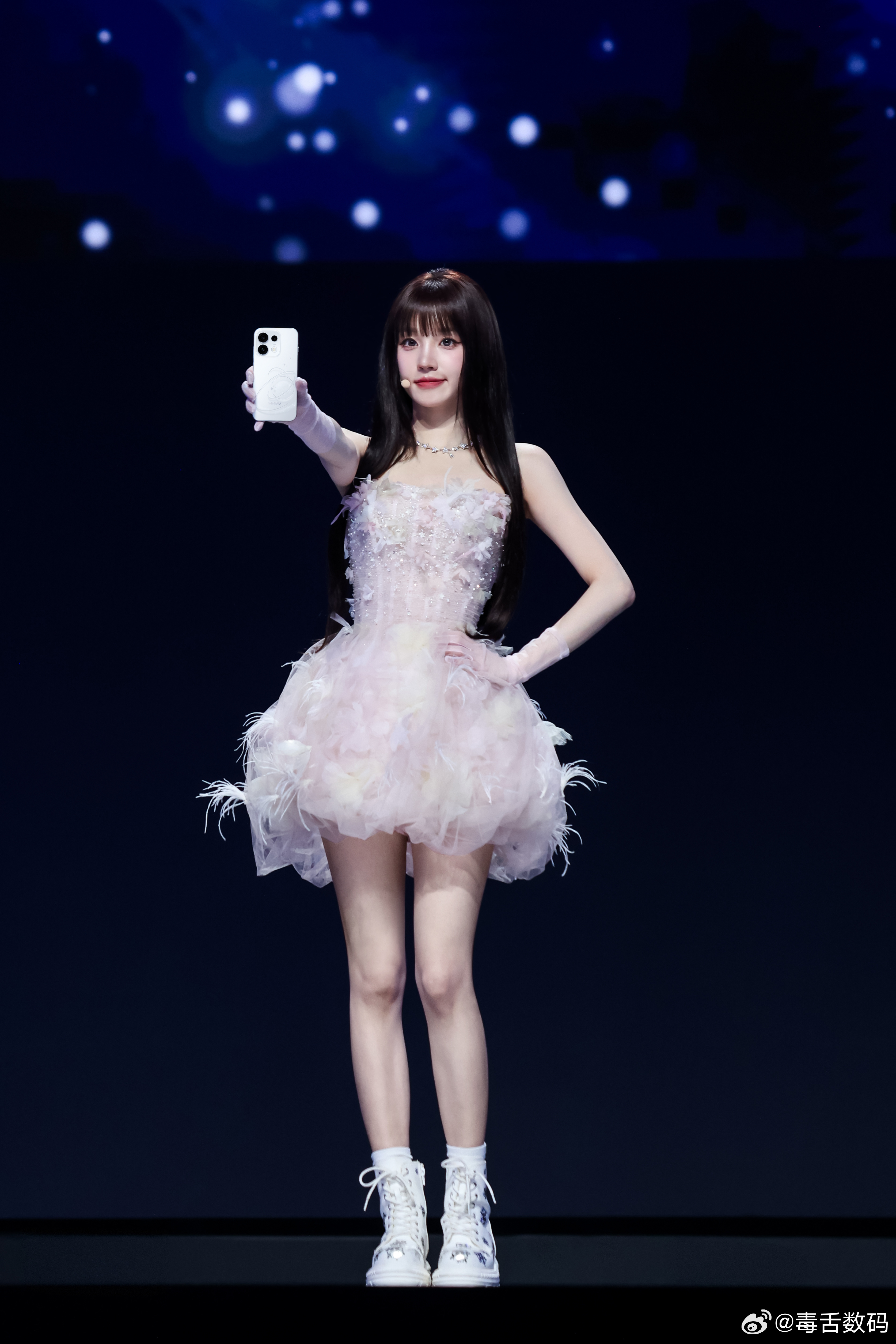 OPPOReno16新品发布会发布会开始啦，OPPO Reno16好看吗