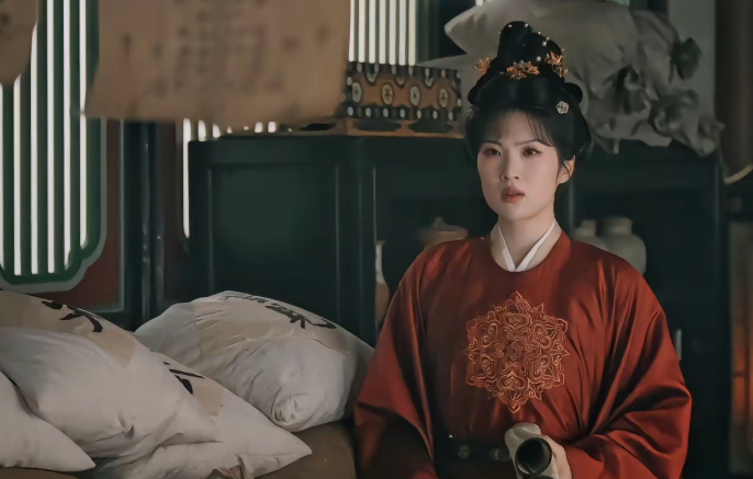 姚安娜古装是耐看型 唐宫奇案天才女医者裴愈，唐风风骨。很多古装靠浓妆华服博眼球，