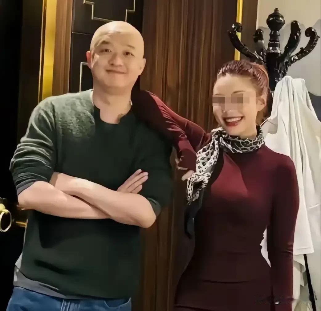 这两天包贝尔最气不过，精心策划了一场“绯闻大戏”想上热搜，结果才一天就被孙宇晨这