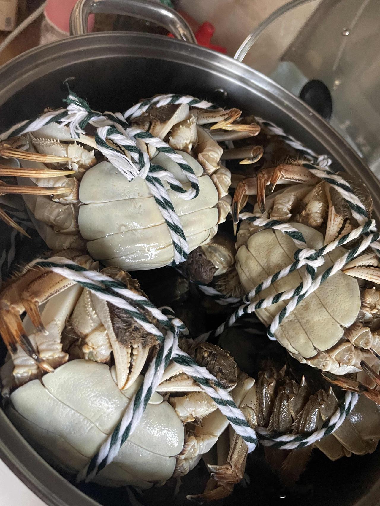 发一张相册里你最爱的美食照片。