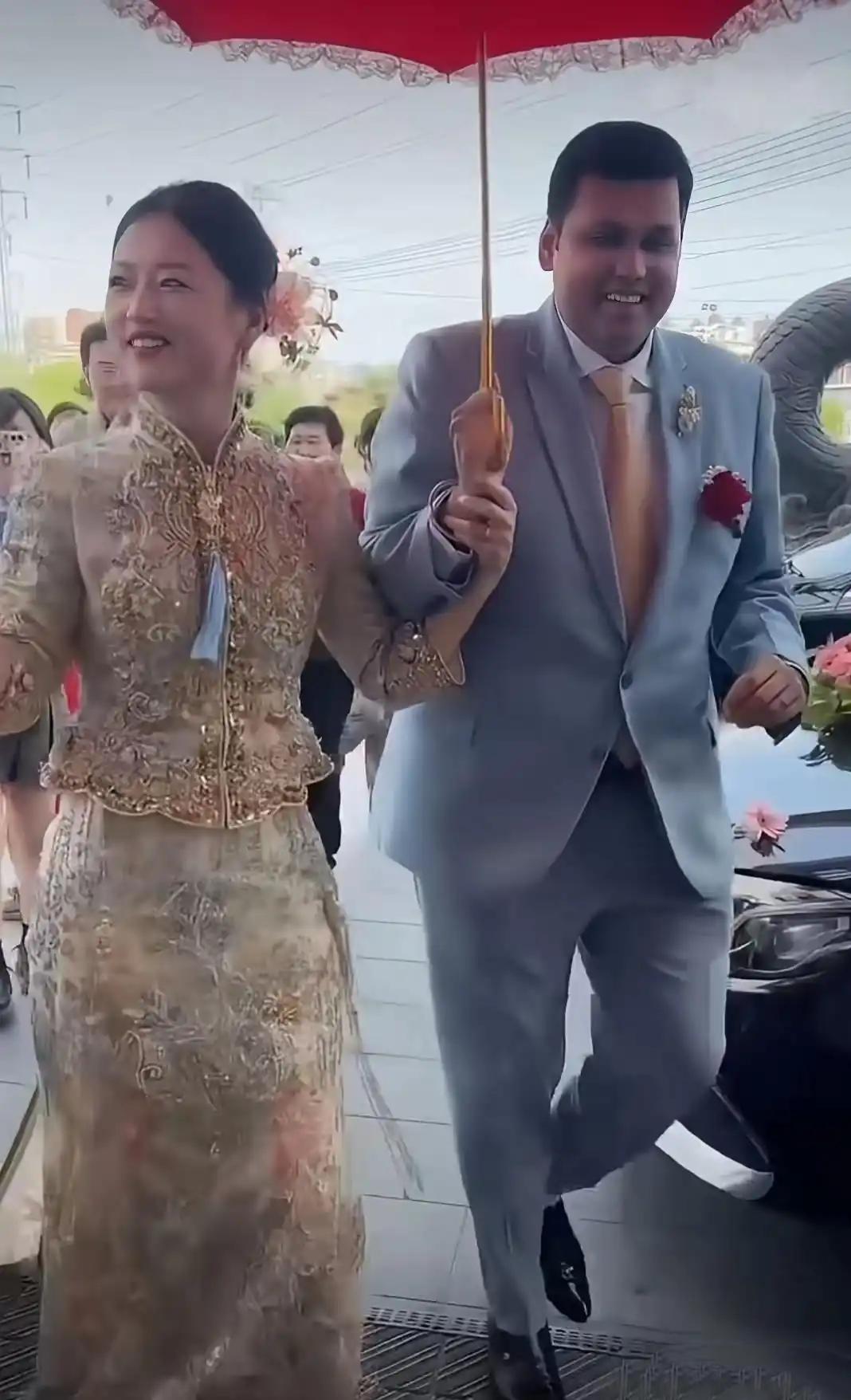 七成网友劝退！安徽姑娘执意远嫁印度，行李箱藏速效救心丸看了令人难受
 
安徽95