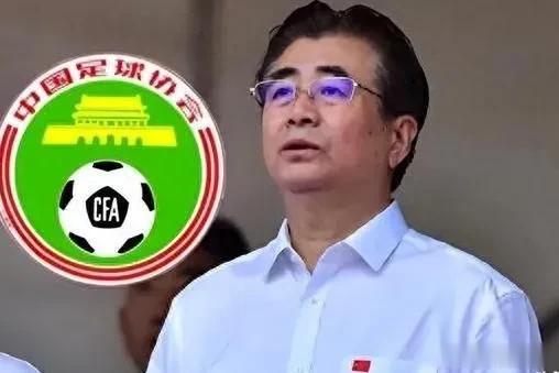 足代会还未开始，却提前释放出了重要信号，裁判要当心了。
  据某知名媒体人透露，