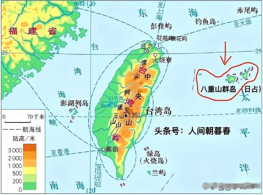 台湾岛东边的八重山群岛，下面居然标着个刺眼的括号——“日占”。

这两个字看着简