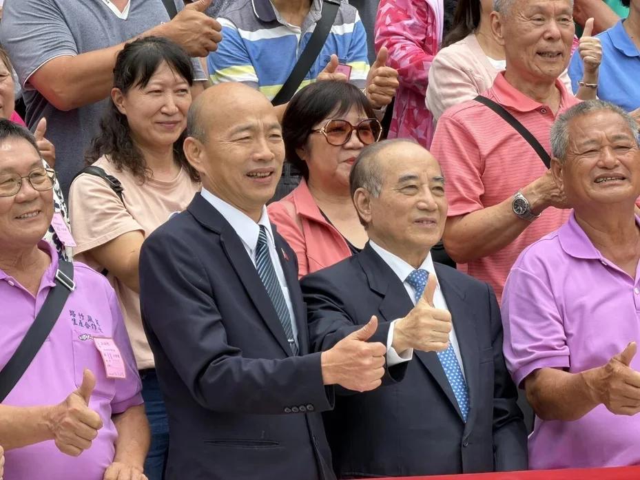 王金平：祝马英九身体健康 争议早日平息
马英九基金会内部风波愈演愈烈，马英九身体