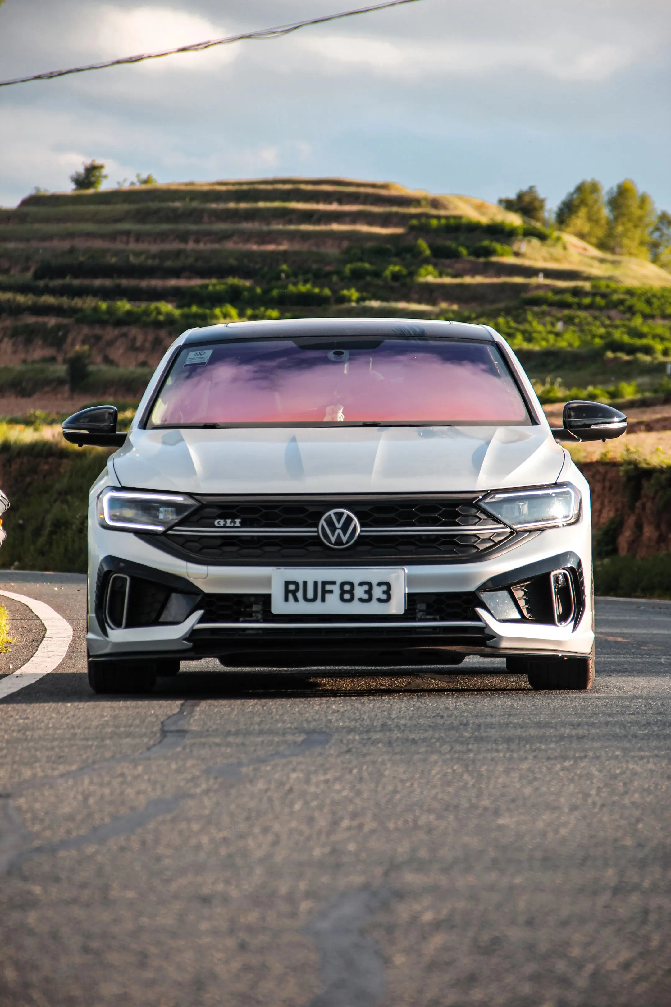 不管多高多远的路  你都能陪着我去