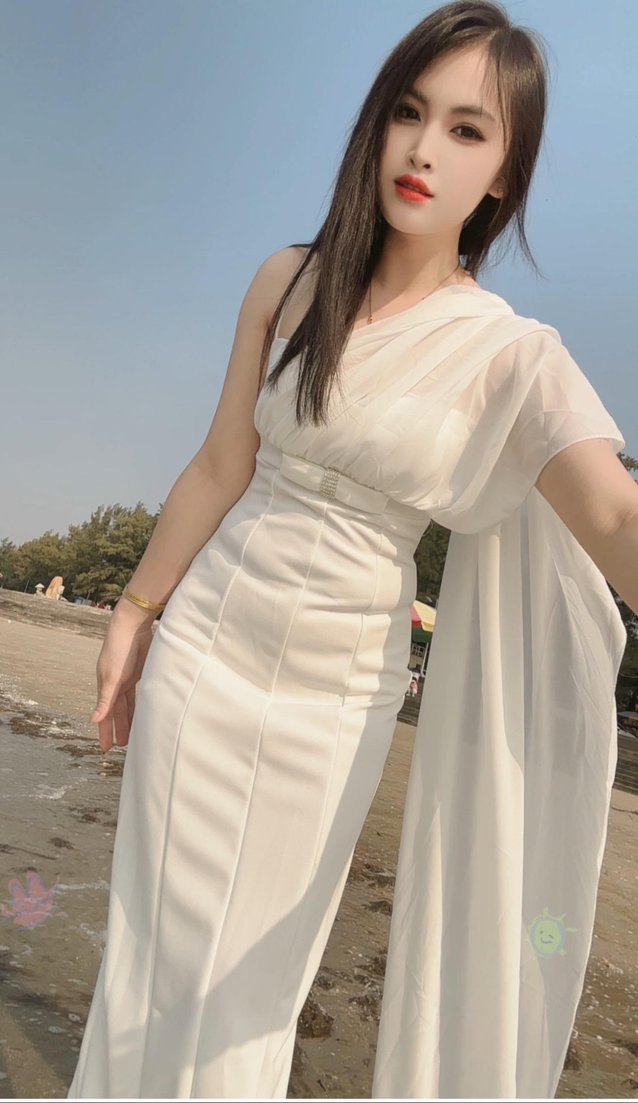 别问我为什么老喜欢宅在家里，原因你们懂的。