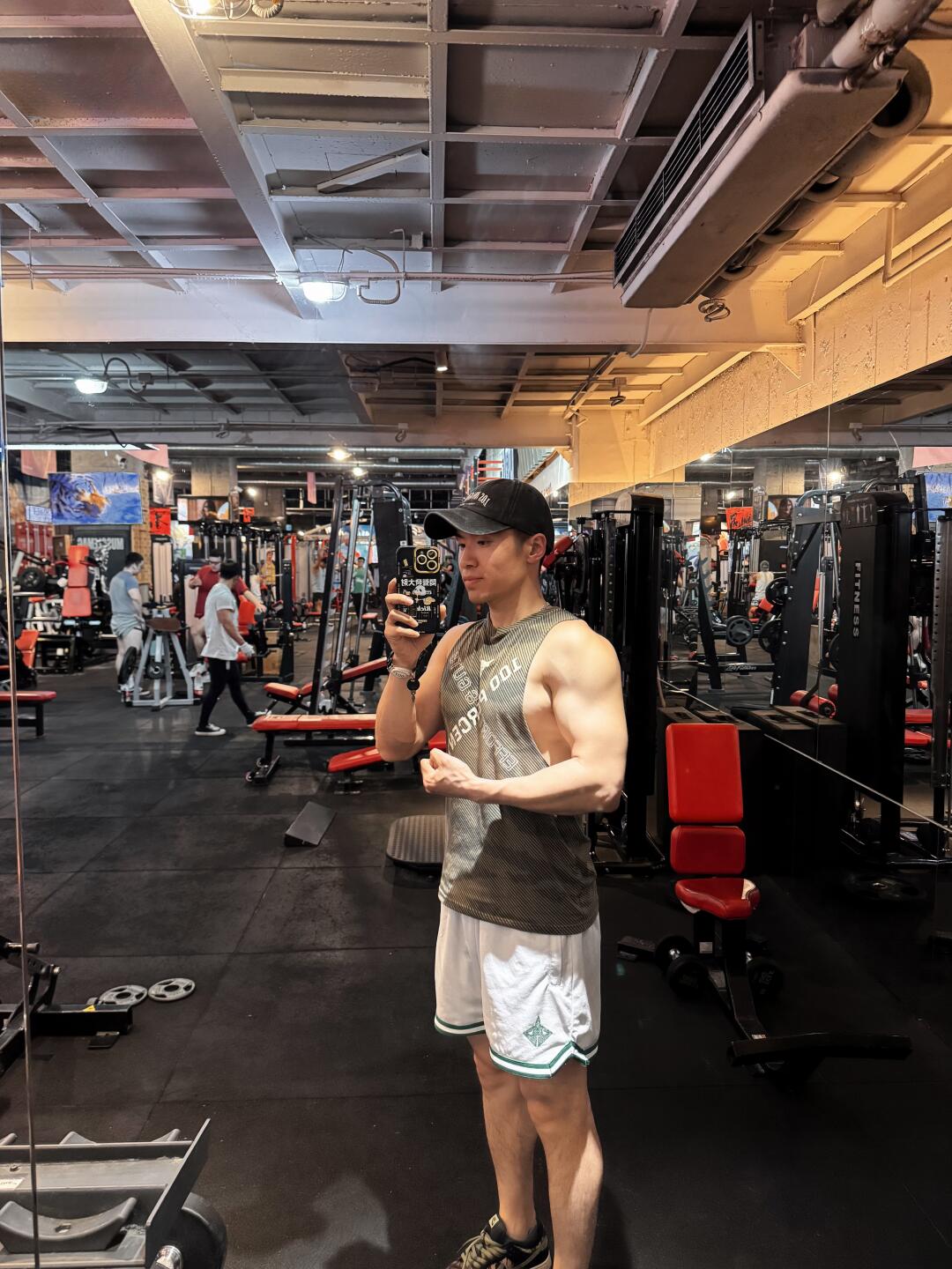 为了这点肌肉吃了多少苦
