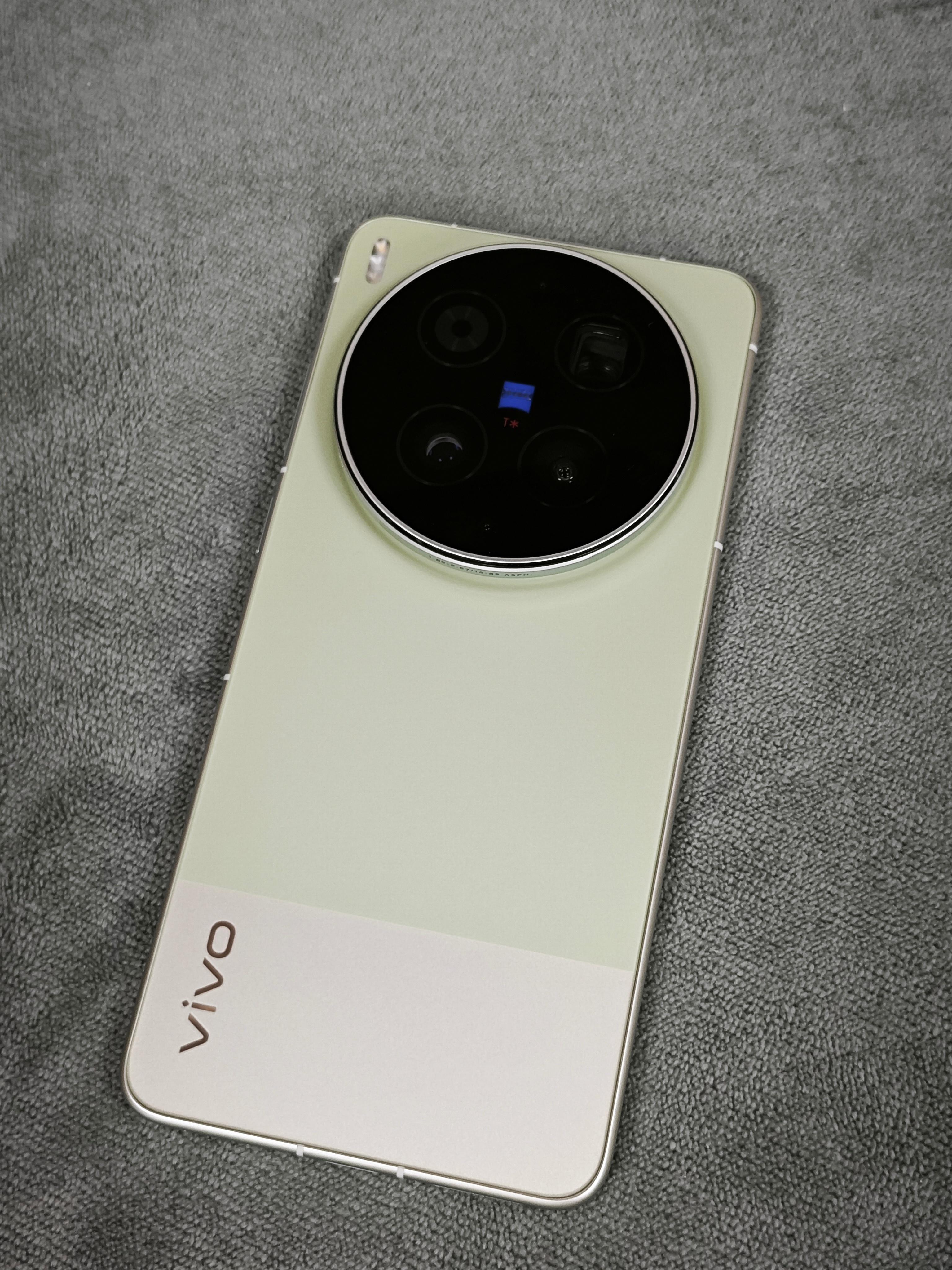 vivo X300 Ultra购买及回收联系方式见图 ​​​