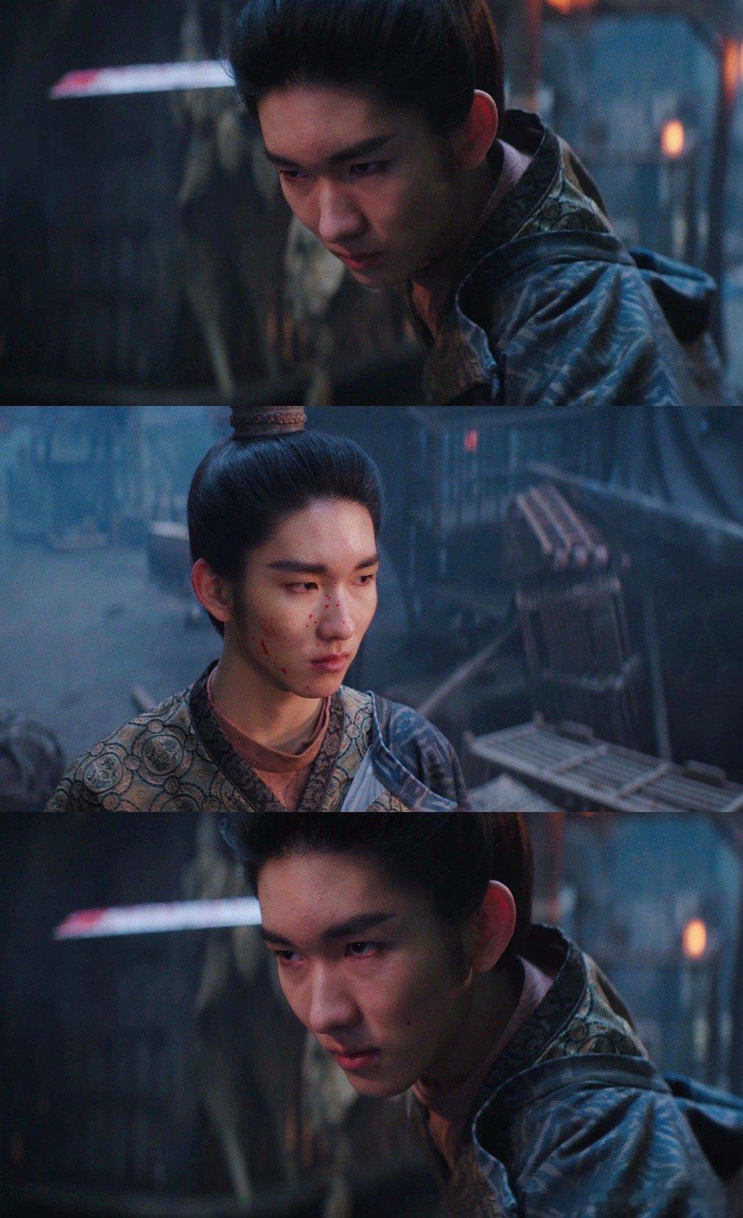 内娱小孩哥终于上新了传信时心思缜密如入无人之境，打斗时拳脚生风挟带少年野性。陆小