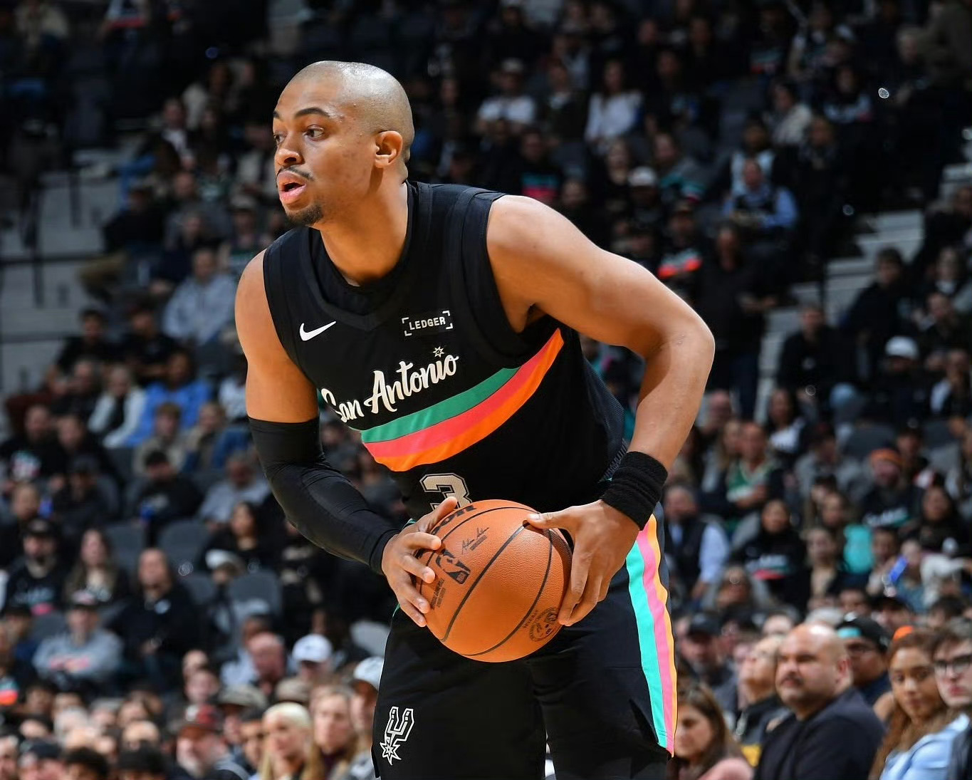 削发明志！🧑🦲文班亚马：“我之前就在考虑剃光头，凯尔登￼也正好想剃，这让我下