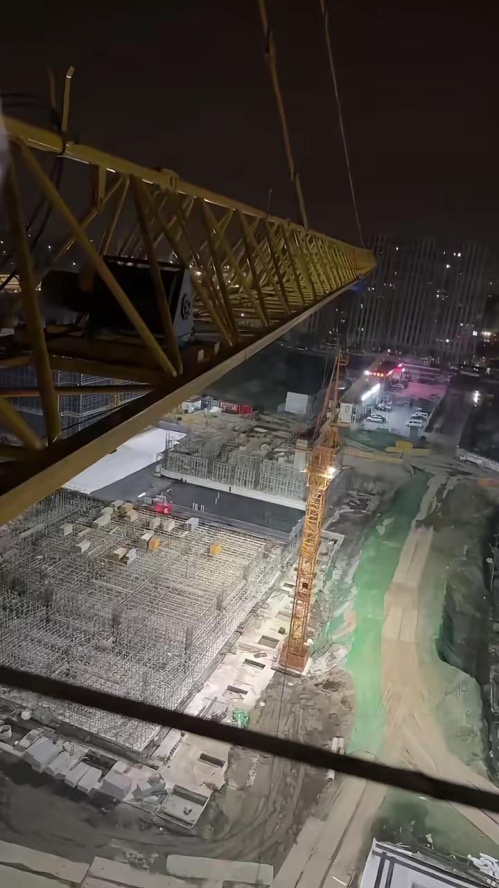 脸不洗，牙不刷，穿起衣服就跑的日子开始了😂😂😂
