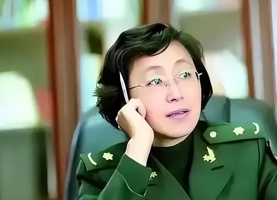 1987年，国家在研发东风-17时，发现导弹在飞行中，极易遭到外部干扰，所有人都