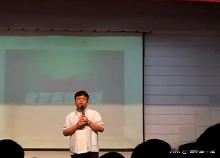 罗永浩5000字长文看完了，觉得他有个能力值得所有人好好学习一下：嘴里说着我不想