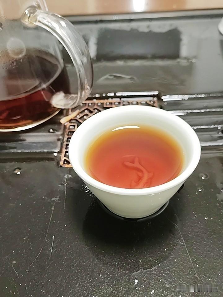 美点过后，再来一泡普洱茶