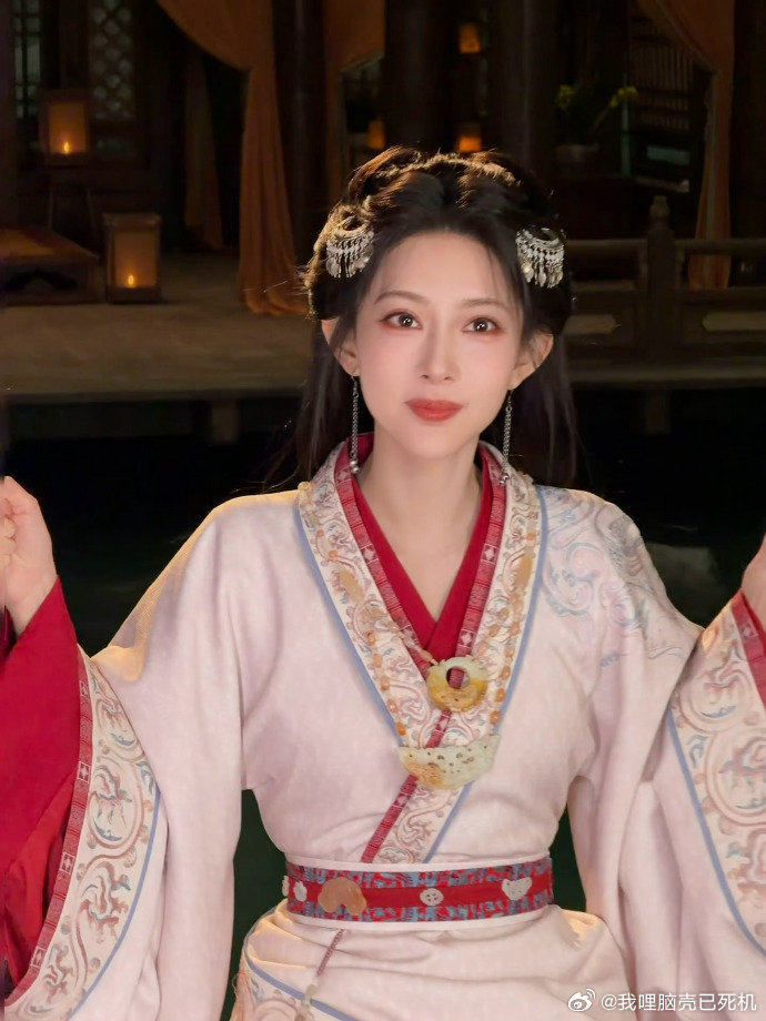 孟子义元宵营业live图孟子义的元宵是黑芝麻味的孟子义元宵营业live图，孟子义