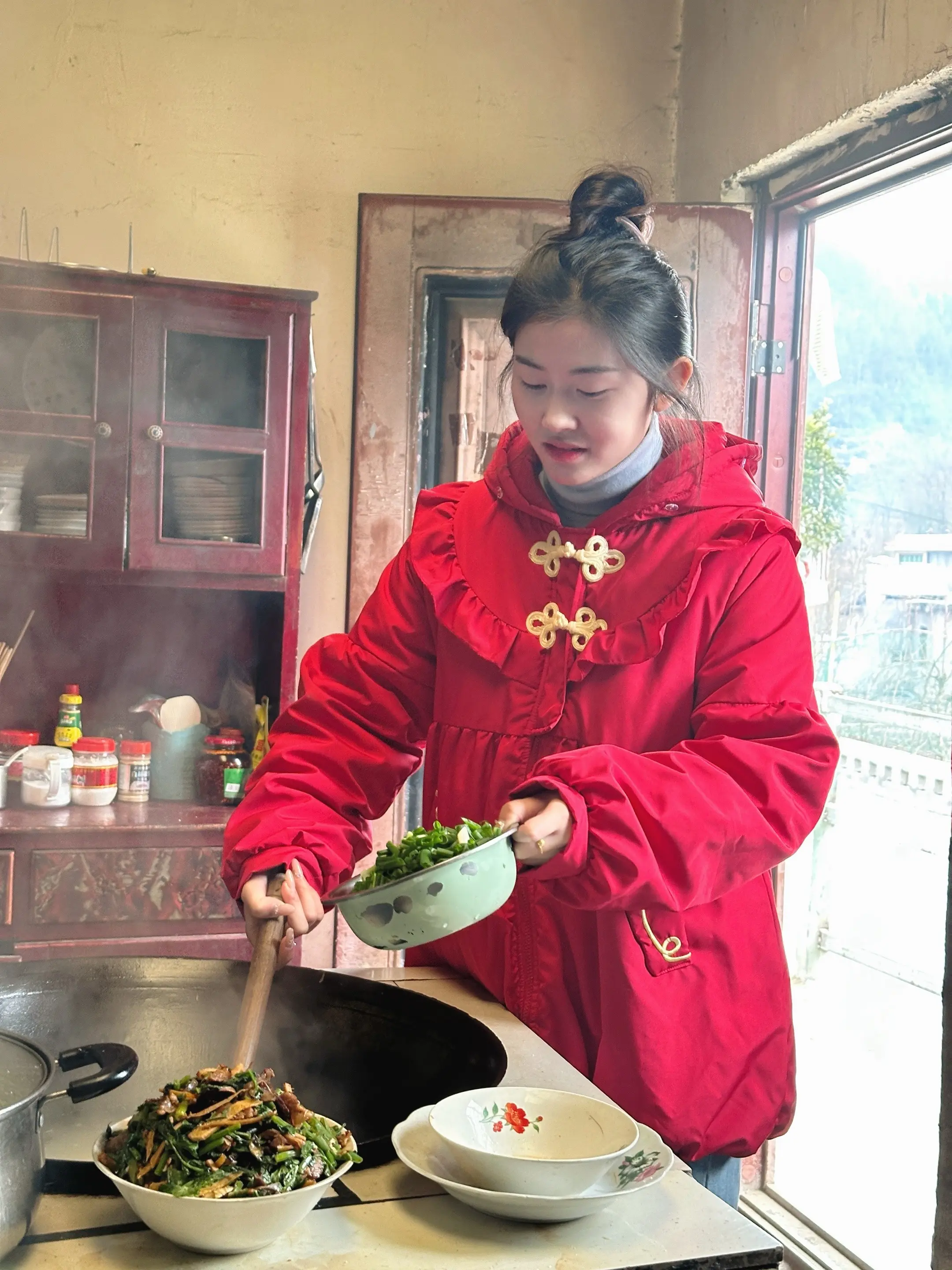 太勤快了 根本不敢发朋友圈 怕有人看上我 说我适合过日子