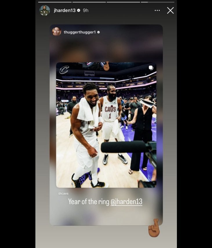 说唱歌手Young Thug ins快拍@ 登哥并配文：“Year of the