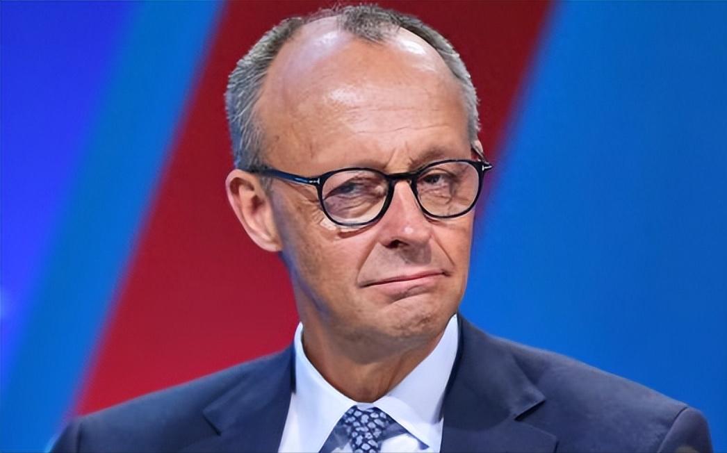 默茨绞尽脑汁想出对华毒计！26国都懵了：特朗普都不敢这么做！
刚结束的2026年