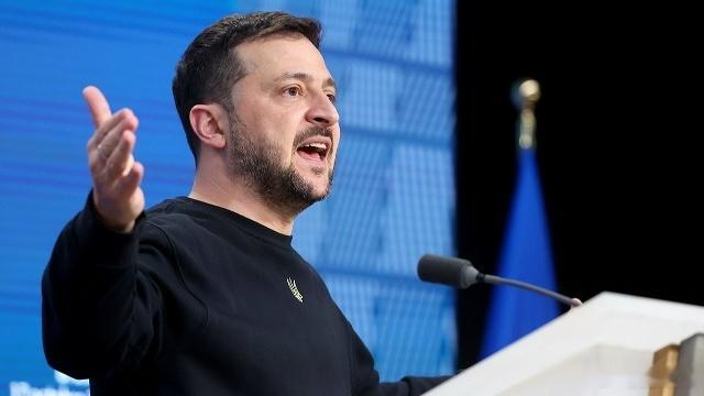 乌克兰过期总统泽连斯基称俄罗斯可能很快遭到弹道导弹袭击 