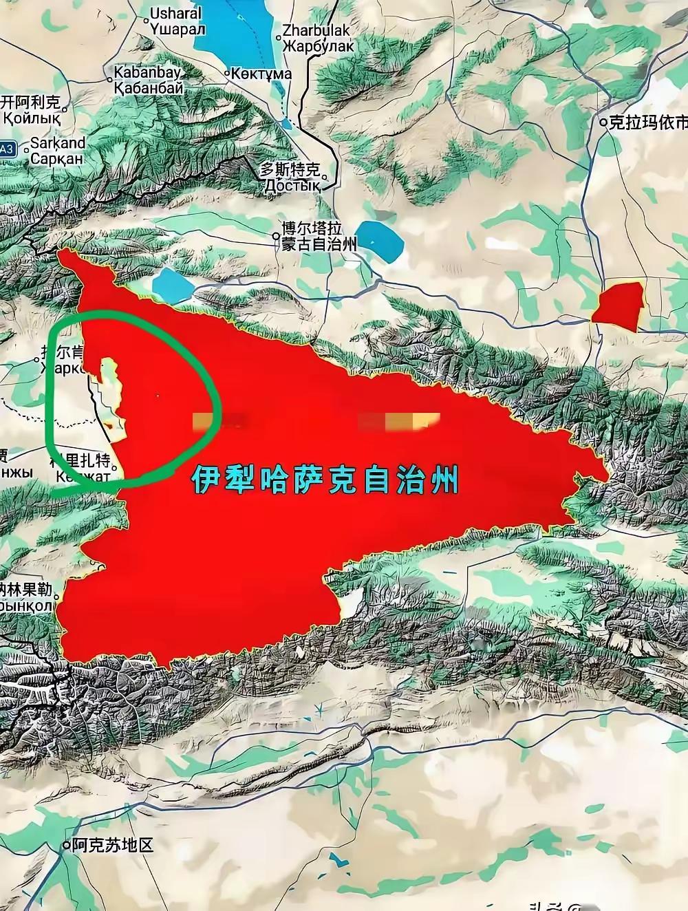 被圈起来绿色是消失了怎么少了一块。