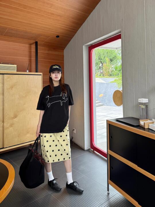 我和鹅子谁比较可爱🌼