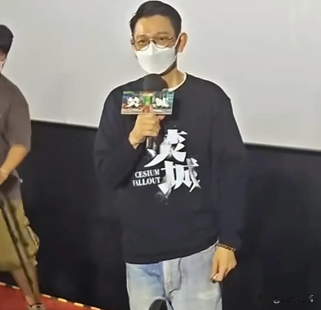 不受台湾民进党人士言论影响，刘德华是真的拼啊，刚结束在台北一连四场的演唱会，又马