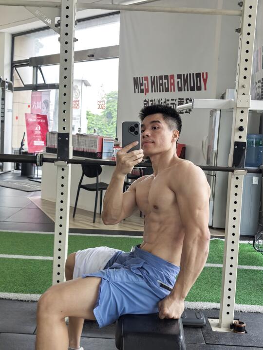 广州凤凰城私教—力量训练➕风阻划船