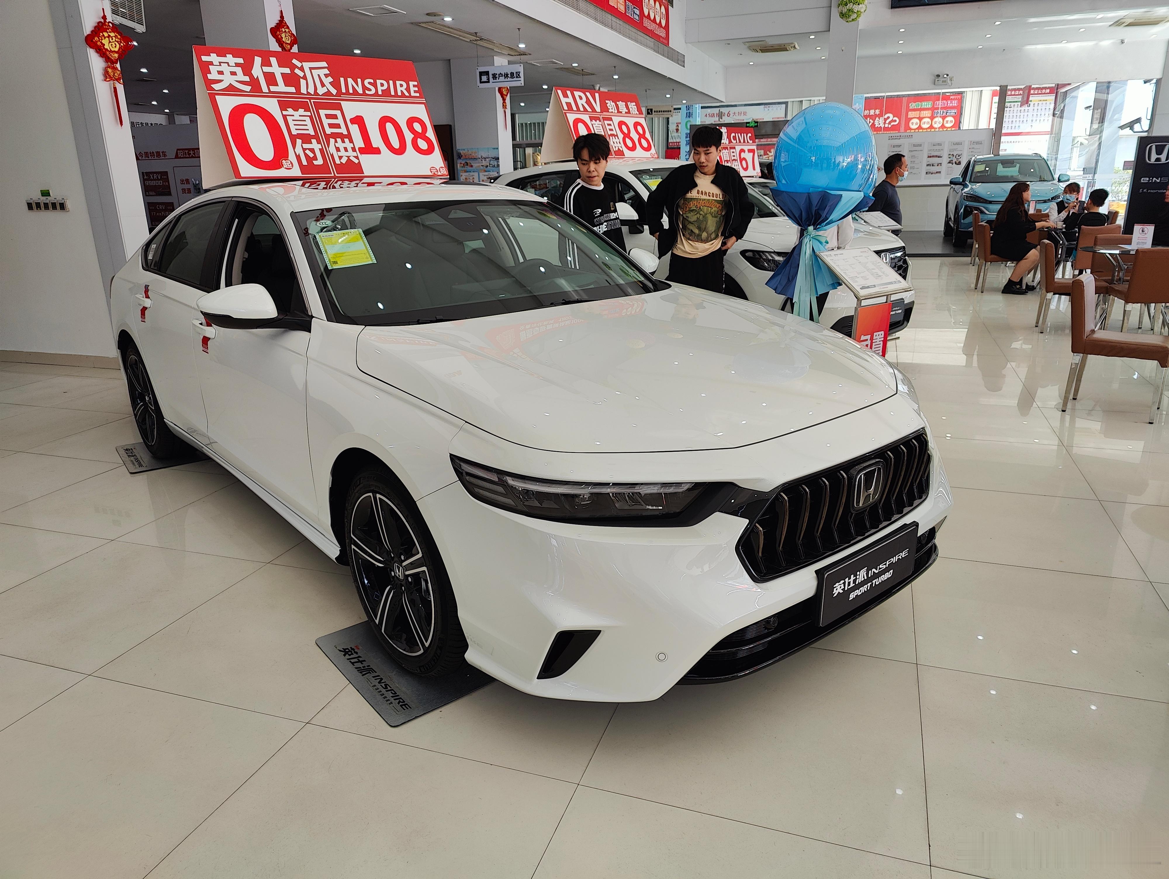 中国人天天群嘲日本汽车，其实是中国人气急败坏匠人手中的老茧，十七年积累的油污，跟