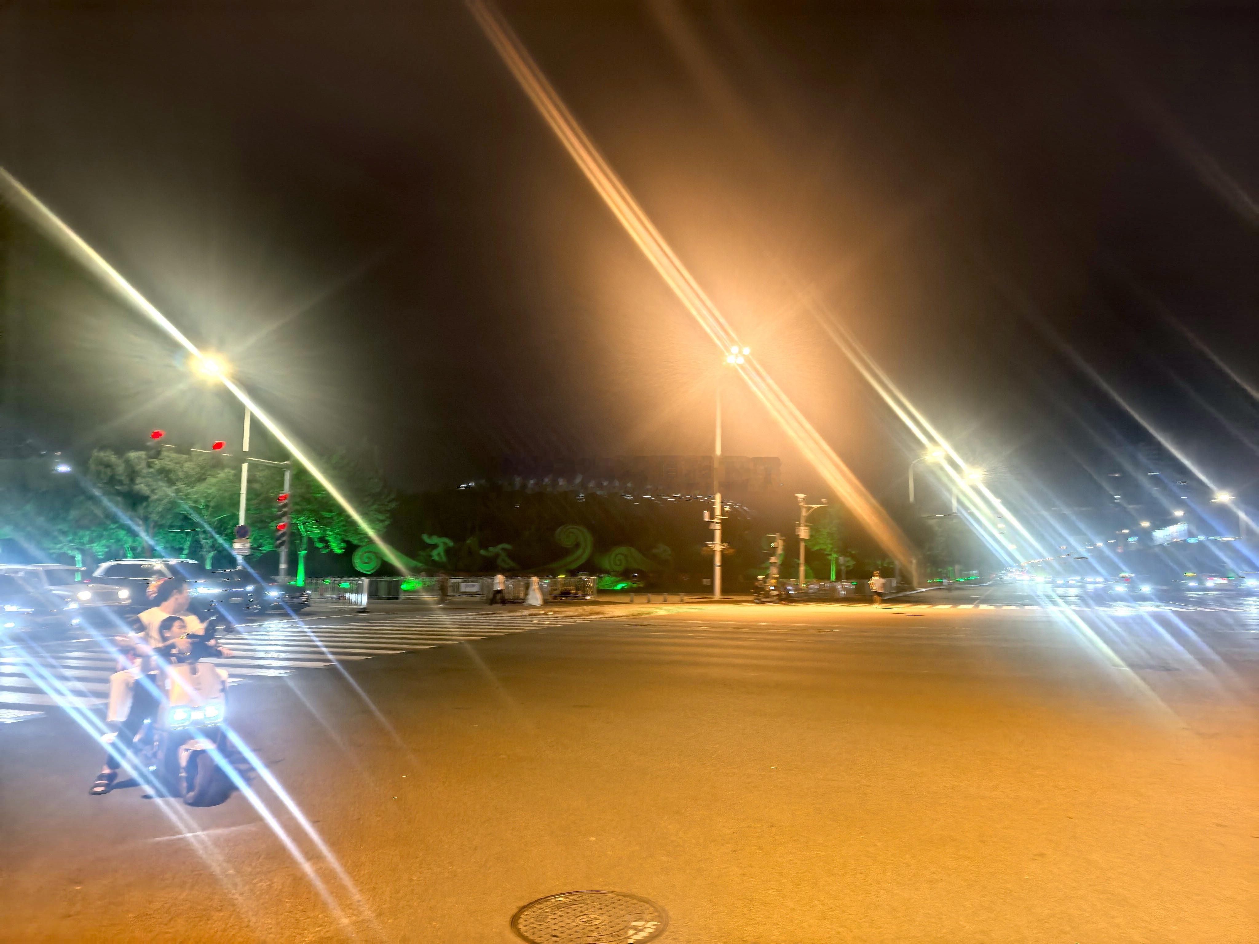 夜色摩托🏍 