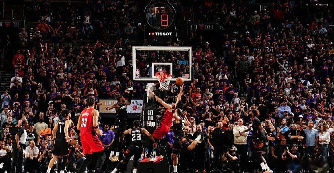 阿夫迪亚41+7+12命中制胜球 开拓者胜太阳晋级季后赛北京时间4月15日，NB