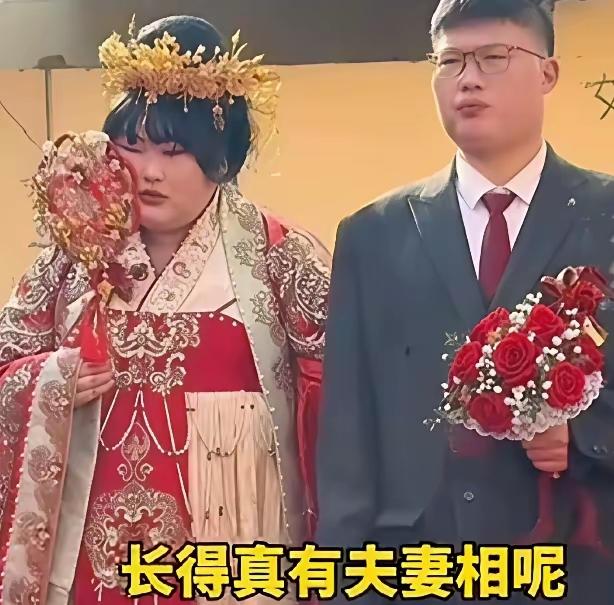 全网都在看！
大衣哥朱之文女儿朱雪梅大婚，这场婚礼直接打醒了很多人。
 
朱雪梅