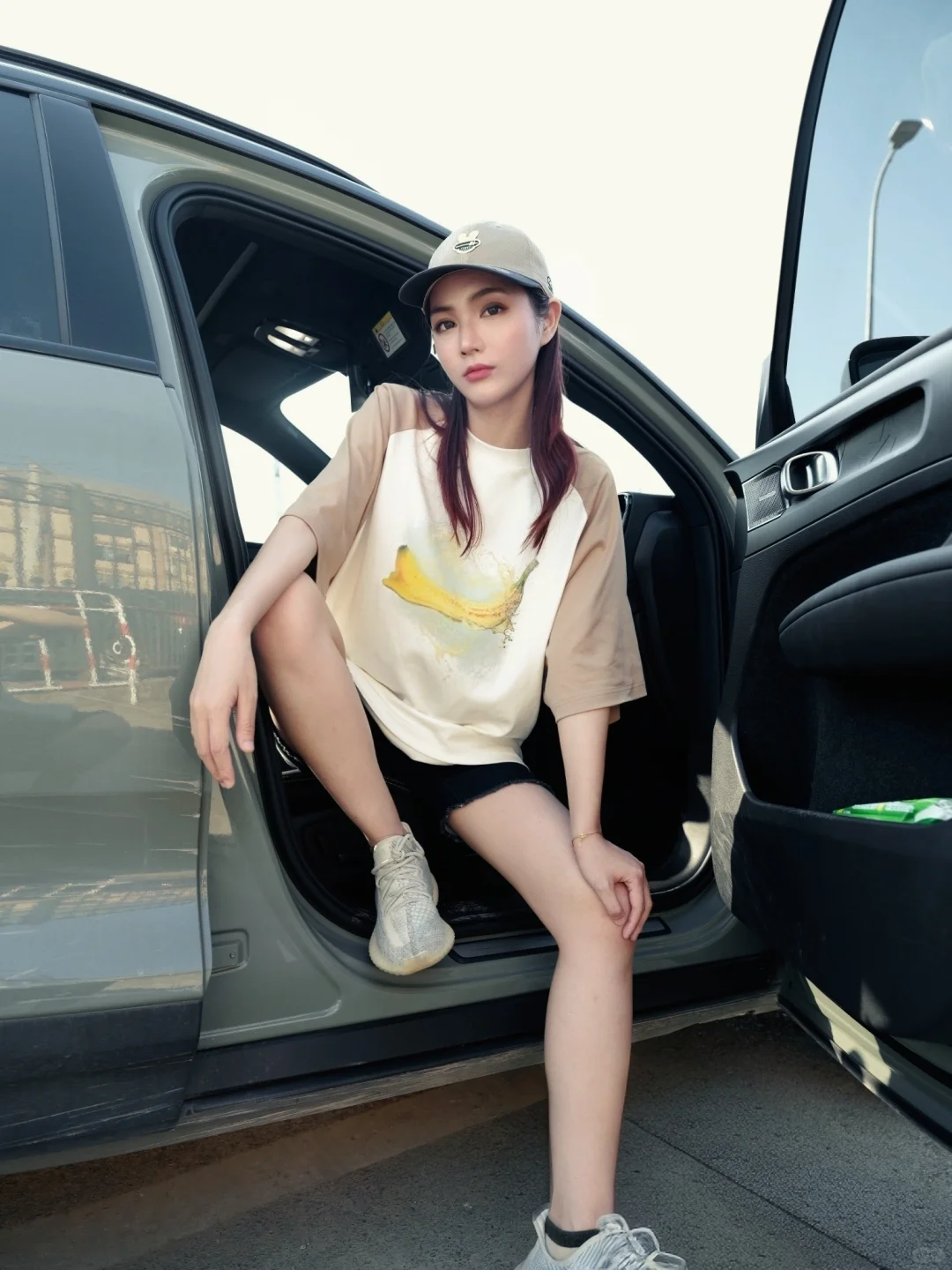 今日开车出门 好热的一天 ​🚗